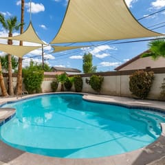 Vegas Oasis